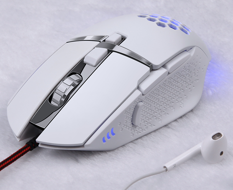 Gaming keyboard and mouse