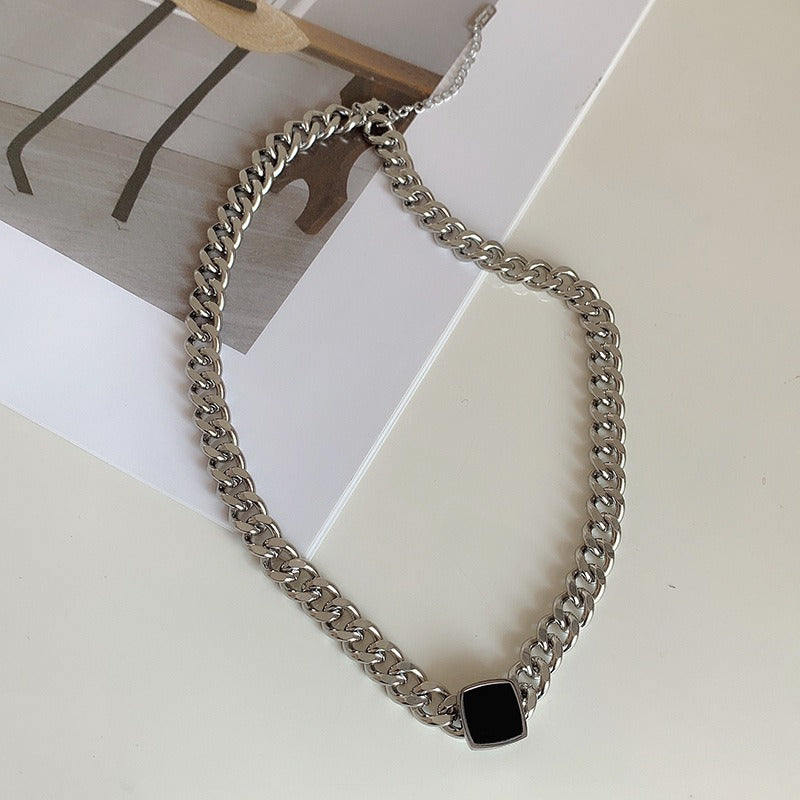 Titanium steel thick chain necklace, black square collarbone chain, neck chain, female