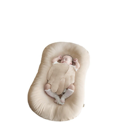 Crib middle bed newborn